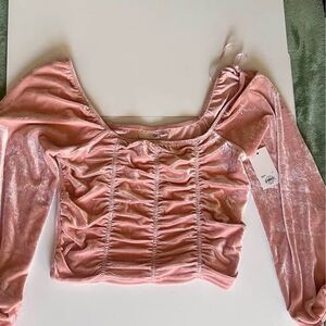 NWT Soft Pink Ruched Velvet Large Long Sleeve Crop Top Kohl New With Tags Womens